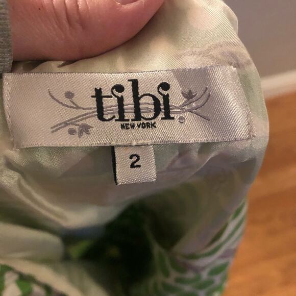 Tibi Green Silk Short Sleeve Wrap Dress V Neck Womens 2 Polka Dot Trad Wife - Picture 8 of 8